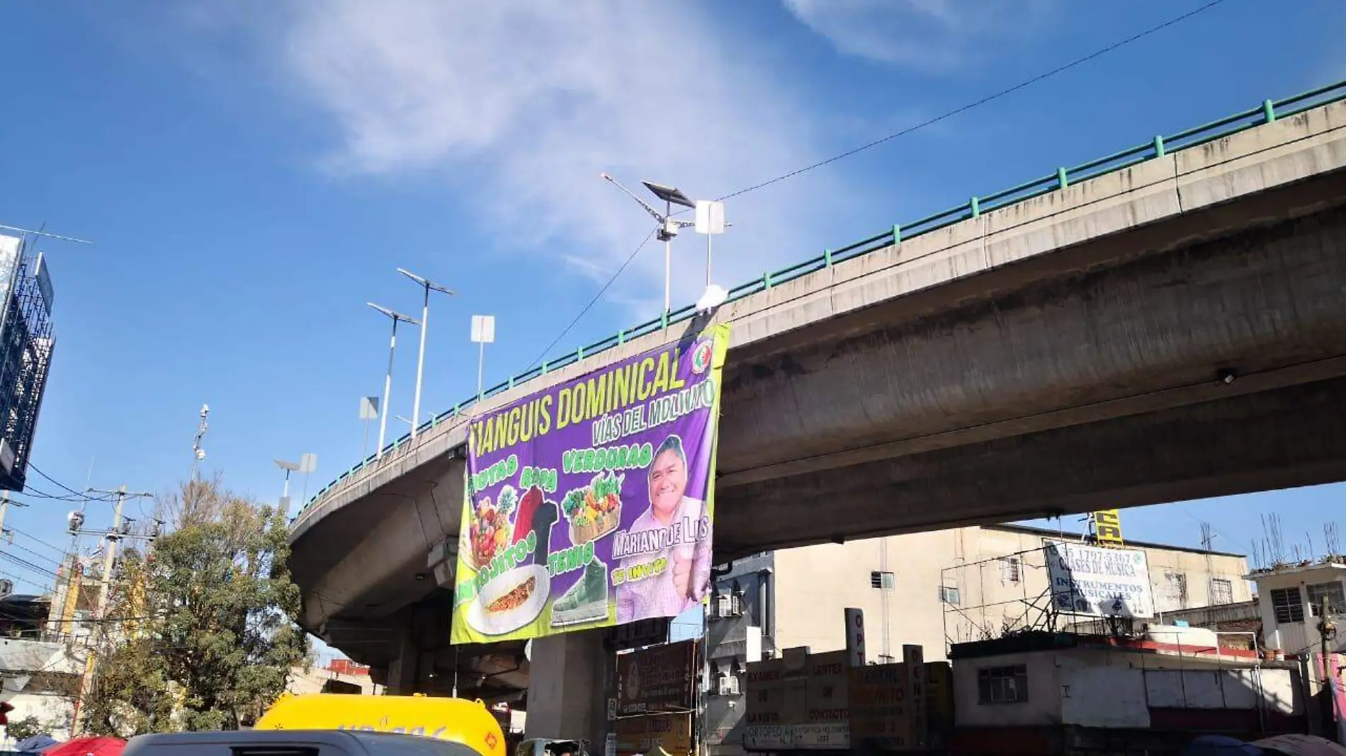 Motociclista muerto puente Naucalpan 1